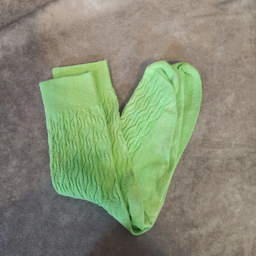 Vintage 80s Bonjour Green Cable Knit Socks‎
